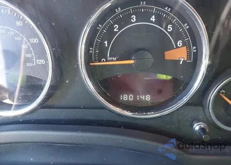 2016 Jeep Compass Latitude z USA, uszkodzony, nr VIN 1C4NJCEA4GD599414